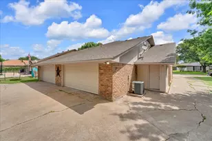 1205 Fairhaven Dr, Mansfield, TX 76063 - Photo 31