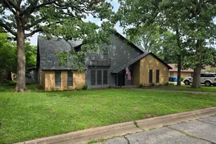 606 Queens Rd, Denison, TX 75020 - Photo 1