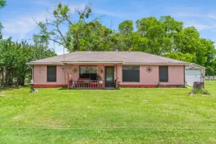 410 W Pine St, Edgewood, TX 75117 - Photo 1