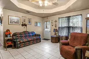 410 W Pine St, Edgewood, TX 75117 - Photo 11