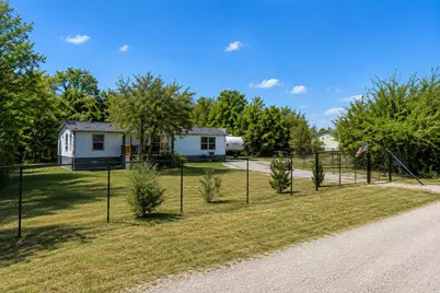 4414 Appletree Court, Granbury, TX 76048 - Photo 3