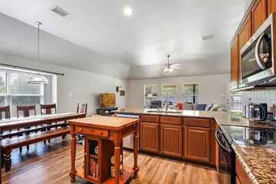5725 Dunraven Trail, Fort Worth, TX 76244 - Photo 7