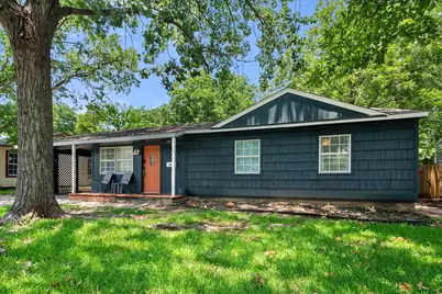 555 W Main Street, Lancaster, TX 75146 - Photo 3
