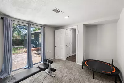 555 W Main Street, Lancaster, TX 75146 - Photo 13