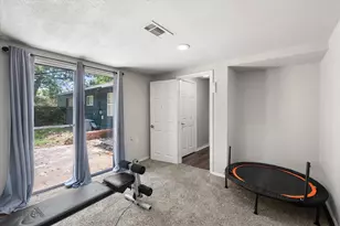 555 W Main St, Lancaster, TX 75146 - Photo 13