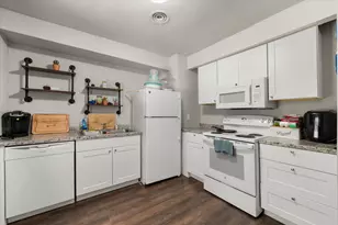 555 W Main St, Lancaster, TX 75146 - Photo 7
