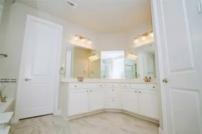 2620 Walnut Creek Lane, The Colony, TX 75056 - Photo 17
