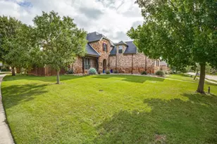 301 Foxcroft Ln, Keller, TX 76248 - Photo 35
