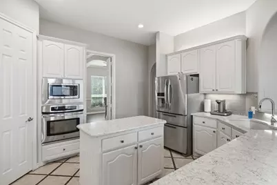 3326 Castlewood Boulevard, Highland Village, TX 75077 - Photo 15