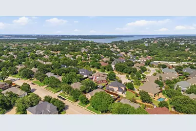 3326 Castlewood Boulevard, Highland Village, TX 75077 - Photo 37