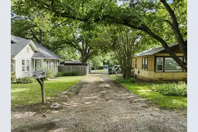 603 E Avenue A, Valley Mills, TX 76689 - Photo 3