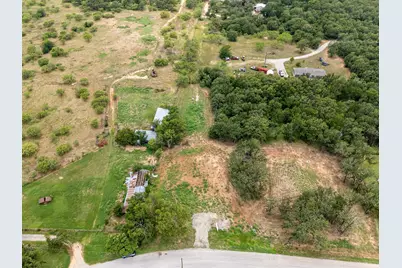 709 County Road 3355, Paradise, TX 76023 - Photo 13