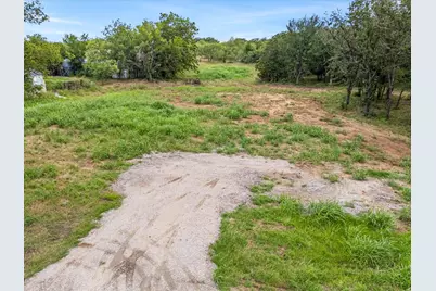 709 County Road 3355, Paradise, TX 76023 - Photo 17