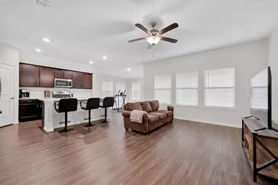 705 Pearl Way, Arlington, TX 76002 - Photo 3