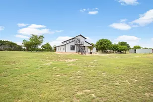 1150 Co Rd 311, McGregor, TX 76657 - Photo 33