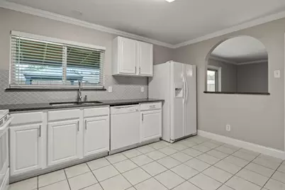 2223 Lockwood Drive, Carrollton, TX 75007 - Photo 15