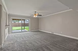 2223 Lockwood Dr, Carrollton, TX 75007 - Photo 3