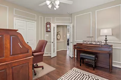 3625 Cimarron Drive, Carrollton, TX 75007 - Photo 17