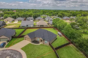 533 Limestone Cir, Mabank, TX 75147 - Photo 25