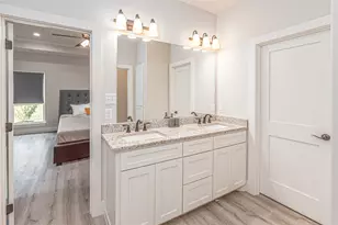 533 Limestone Cir, Mabank, TX 75147 - Photo 11