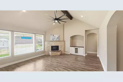 608 Donna Circle, Granbury, TX 76049 - Photo 17