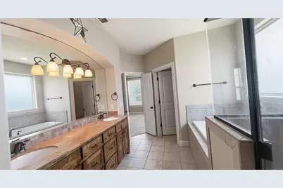 608 Donna Circle, Granbury, TX 76049 - Photo 31