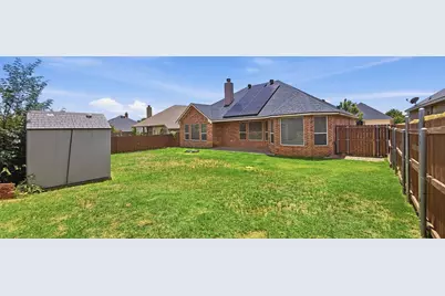 608 Donna Circle, Granbury, TX 76049 - Photo 9