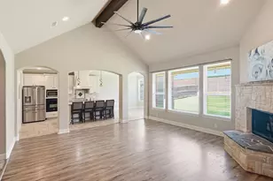 608 Donna Cir, Granbury, TX 76049 - Photo 19