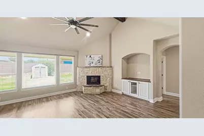 608 Donna Circle, Granbury, TX 76049 - Photo 15