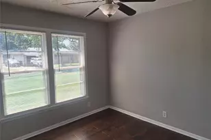 1225 Harrison Ln, Hurst, TX 76053 - Photo 9