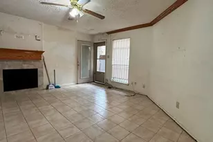 9809 Walnut St, Dallas, TX 75243 - Photo 5