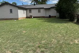 2902 S 23rd St, Abilene, TX 79605 - Photo 13
