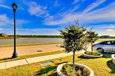11057 Temple Gardens Trail, Fort Worth, TX 76052 - Photo 3