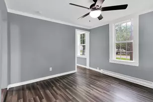 721 S 1st St, Sherman, TX 75090 - Photo 9