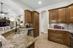 612 Sportsman Park Rd, Azle, TX 76020 - Photo 9
