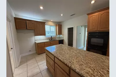 1001 Meadow Creek Drive, Allen, TX 75002 - Photo 5