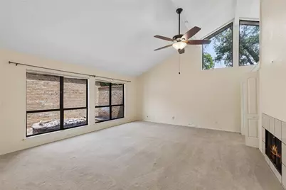2022 Winter Sunday Way, Arlington, TX 76012 - Photo 3