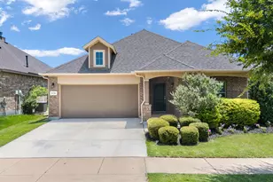 916 Hawks Wy, Argyle, TX 76226 - Photo 1