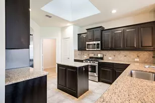 916 Hawks Wy, Argyle, TX 76226 - Photo 15