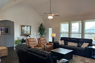 4145 Kyle's Landing Dr, Hickory Creek, TX 75065 - Photo 9