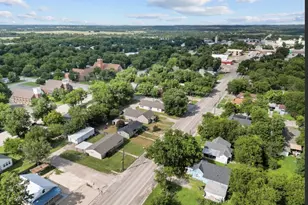 1003 W 5th St, Clifton, TX 76634 - Photo 21