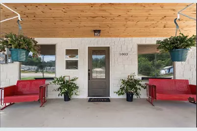 1003 W 5th Street, Clifton, TX 76634 - Photo 3