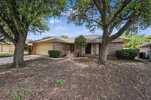 2608 Green Ridge St, Fort Worth, TX 76133 - Photo 1