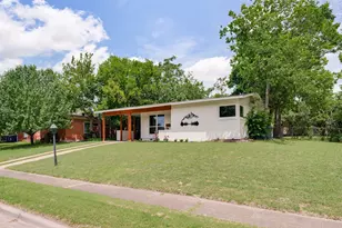 9795 Twin Creek Cir, Dallas, TX 75228 - Photo 3