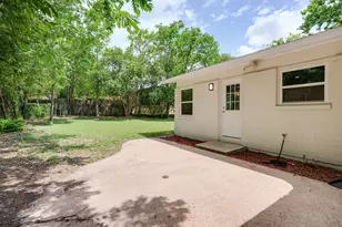 9795 Twin Creek Cir, Dallas, TX 75228 - Photo 25