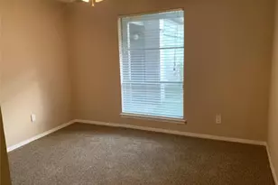 5528 Boca Raton Blvd, Fort Worth, TX 76112 - Photo 9