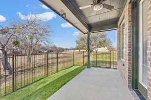 12267 Ross Calhoun Dr, Fort Worth, TX 76179 - Photo 33