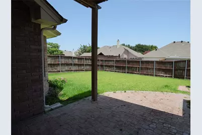 3904 Valez Drive, Carrollton, TX 75007 - Photo 29