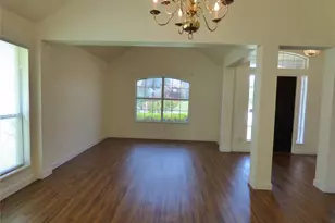 3904 Valez Dr, Carrollton, TX 75007 - Photo 3
