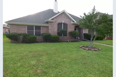 3904 Valez Drive, Carrollton, TX 75007 - Photo 3